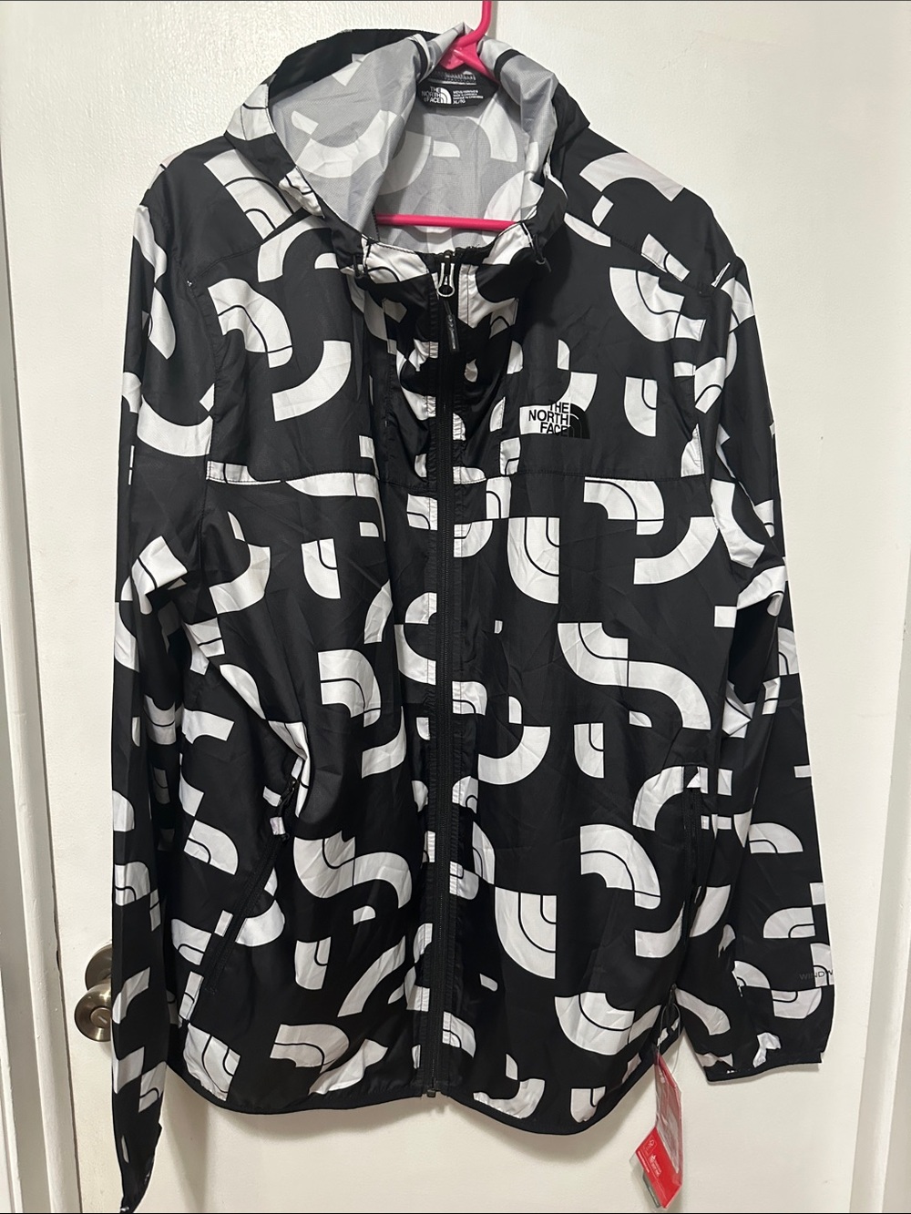 NWT! The North Face Mens XL Cyclone Wind Hoodie Logo Print Jacket Windwall